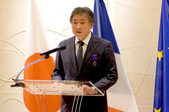 ＩＣＵの岩切正一郎学長、フランス教育功労章を受章